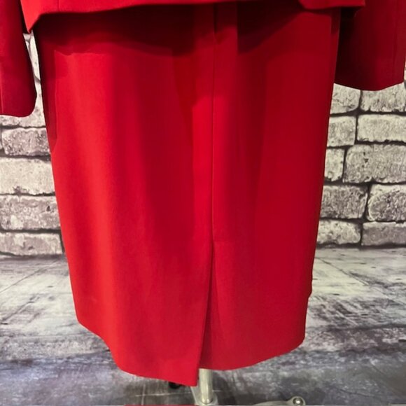Le Suit Red Jacket & Matching Skirt Size 14 - Picture 8 of 10